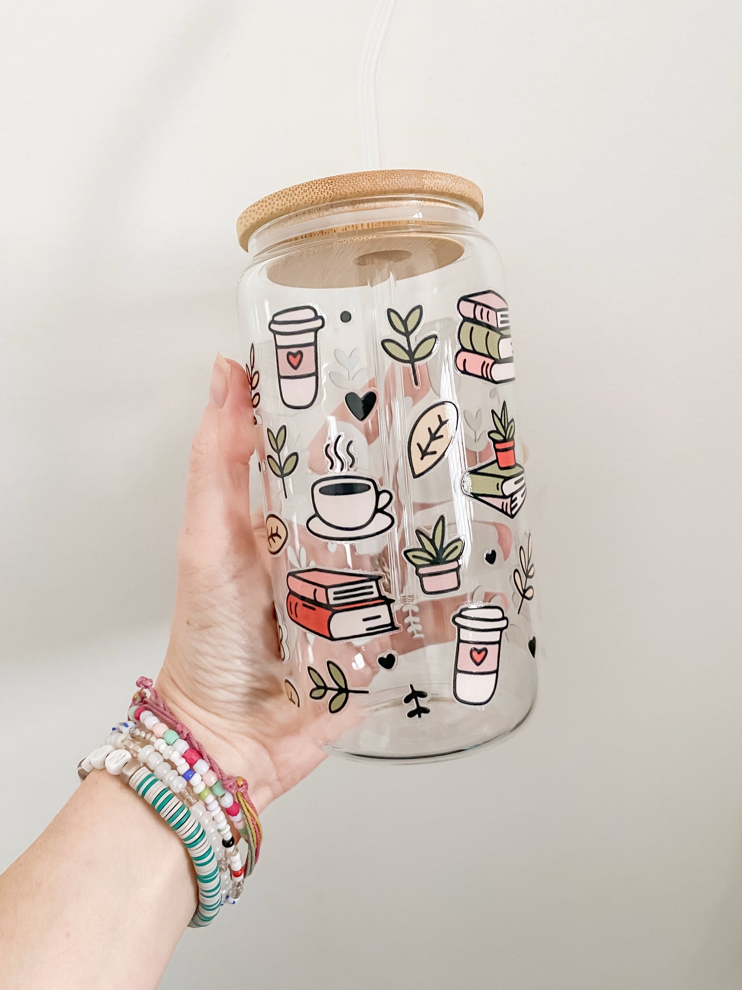 Books & Tea - Glass Cup
